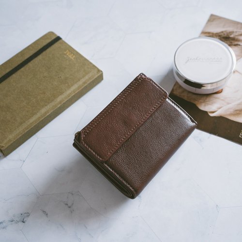 寇比手工皮件 Colbie Leather 【禮盒】真皮中性文青短夾 X0133 咖