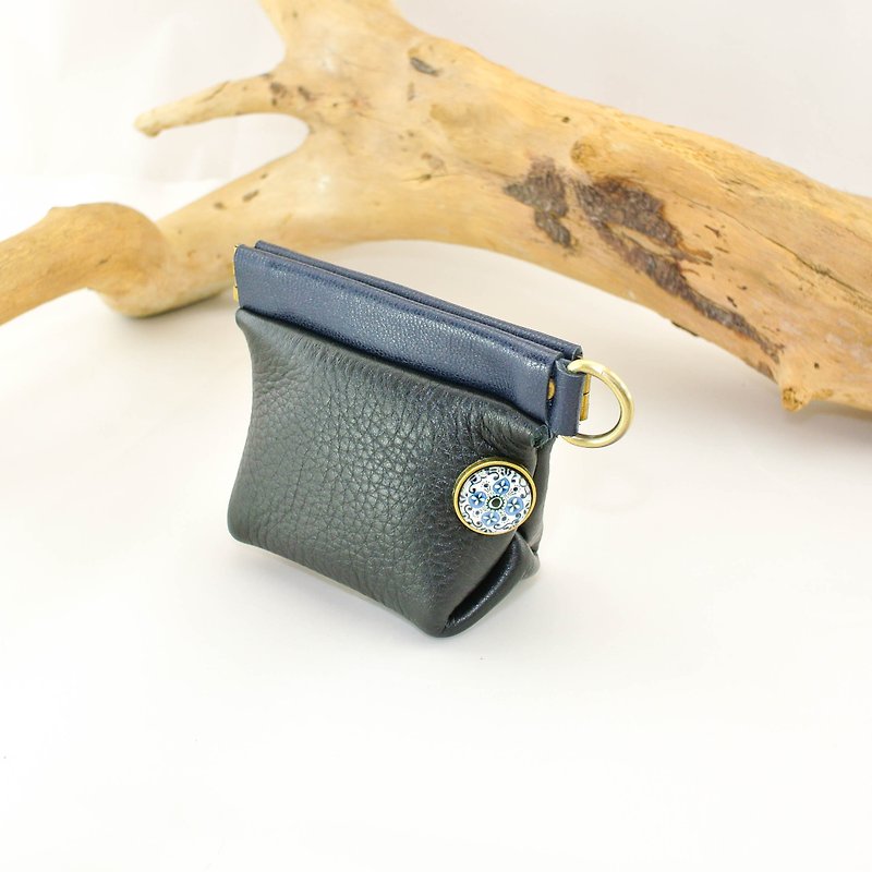 ✐. Shrapnel three-dimensional multi-functional small package. ✐ --- coin purse / small bag / admission / key / headset - กระเป๋าใส่เหรียญ - หนังแท้ สีดำ