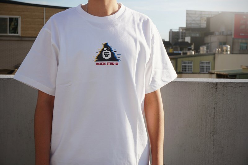 トライアングルクラシックロゴラウンドネックTシャツ - トップス ユニセックス - コットン・麻 ホワイト