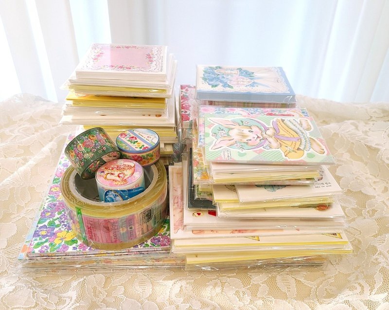 One Summer BIG HAPPY random box - 貼紙 - 紙 