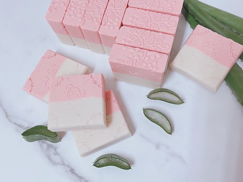 Smile mimi soapmaker 【防疫】杏桃蘆薈Q嫩嫩精油沐浴皂