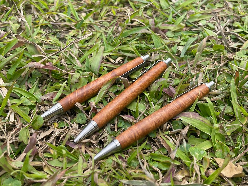 Made by Royal Hands- Stainless Steel push-type ball pen - Rollerball Pens - Wood Brown
