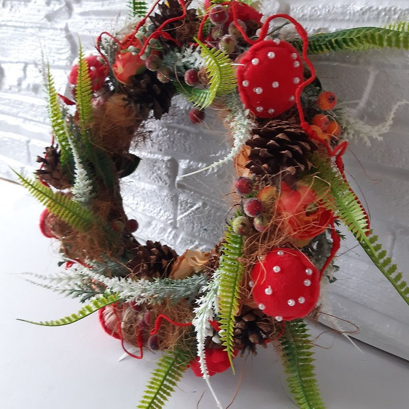 Wreath with fly agarics and flowers.Wreath for front door.Handmade Table decor. - Wall Décor - Plants & Flowers 