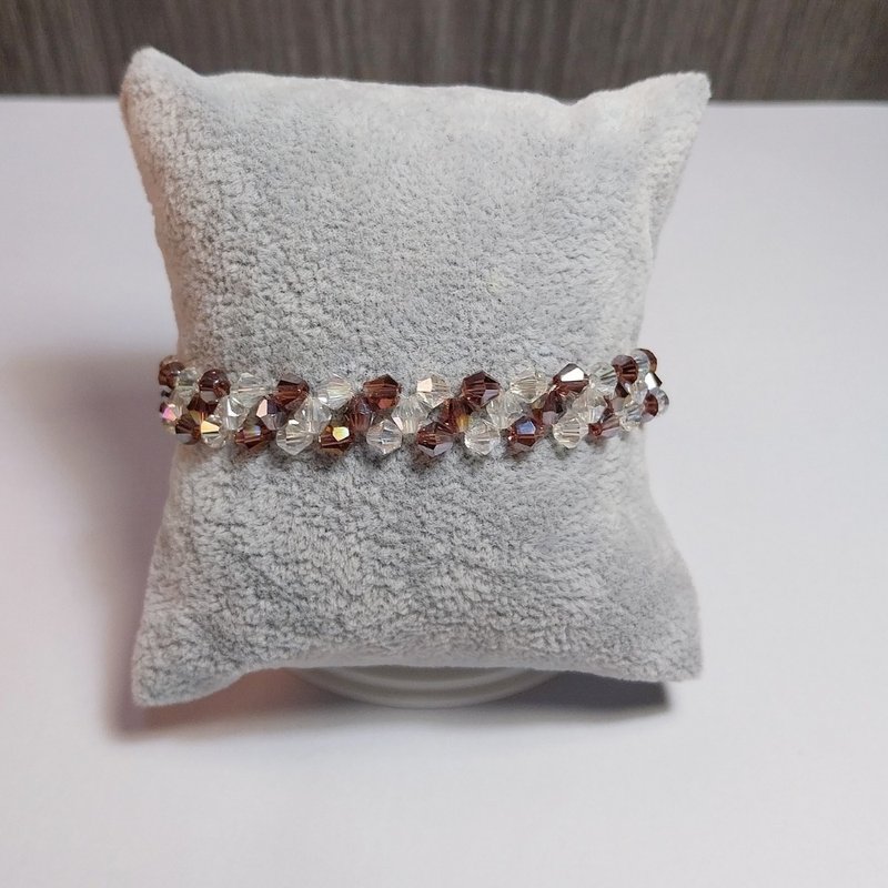 ฺBrown Handmade Casual Style Beaded Bracelet Fashion Cute Beautiful Gift - 手鍊/手環 - 塑膠 咖啡色