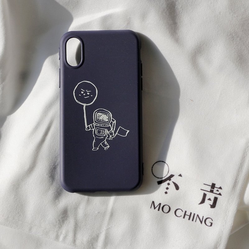 Floating Spaceman - Thick anti-collision soft shell dark blue dark night - Phone Cases - Plastic Blue