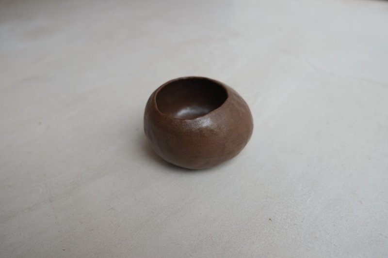 Hand made pottery bowl 001 - เซรามิก - ดินเผา สีนำ้ตาล