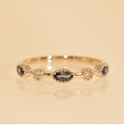 IRIZA Jewellery 18K金藍寶石欖尖形鑽石小米戒指 18K Gold Blue Sapphire Marquis