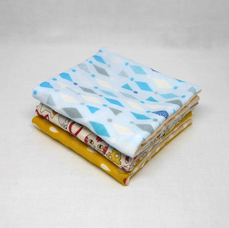 Japanese Handmade 6 layer of gauze mini-handkerchief/ 3 pieces in 1unit - 口水肩/圍兜 - 棉．麻 粉紅色
