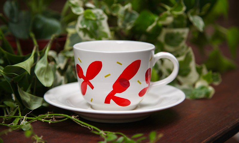 Chocolate beans Tea Cup - Cups - Pottery Multicolor