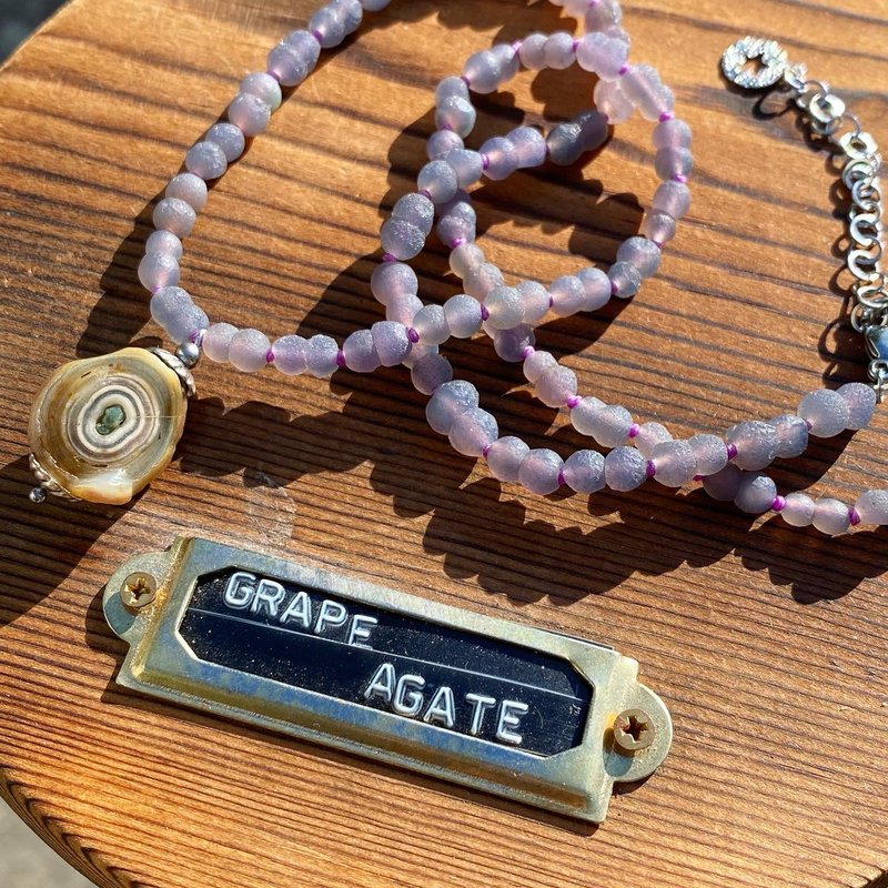 【Lost and find】 Natural stone eye Stone Indonesian purple grape necklace bracelet - Long Necklaces - Gemstone Purple