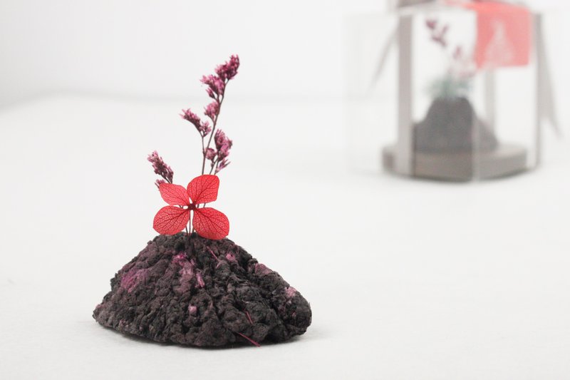 情緒的小火山 - 擺飾/家飾品 - 紙 黑色