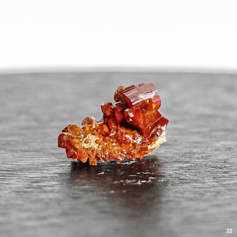 Vanadinite 22~24 - Other - Semi-Precious Stones Orange