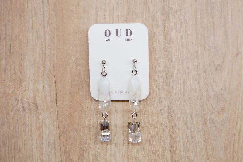 OUD Original. Handmade Geometric-925 Silver MOP Crystal Cube Earring/Clip-on - Earrings & Clip-ons - Sterling Silver White