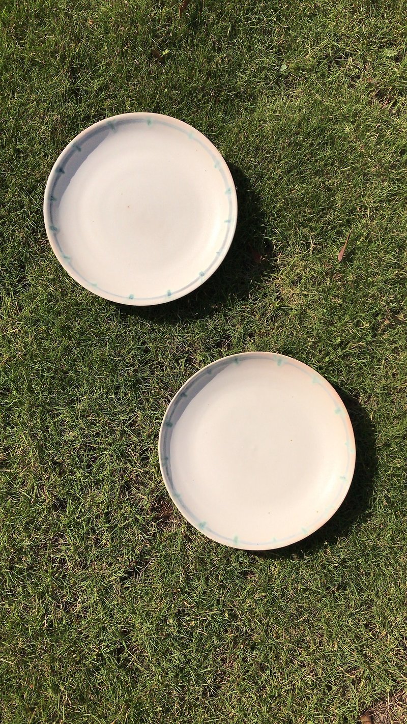 Disk edge embellishment disk _ two into - Plates & Trays - Pottery White