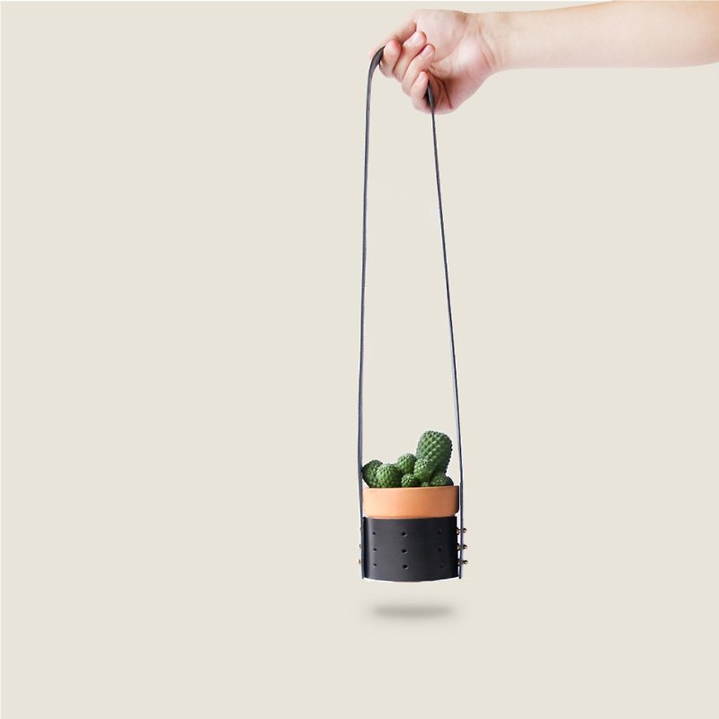 Anti-epidemic house at home area / 20% off area for display [Leather ornament potted plants] DOT series / small / suitable for 3~ - ตกแต่งต้นไม้ - หนังแท้ สีนำ้ตาล