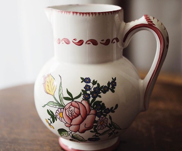 フレンチ ルーレット ルノロー ヴィンテージ手描き陶器の水差しまたは花瓶 - ショップ shroom 花瓶・植木鉢 - Pinkoi