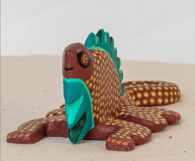 神話上の動物の手作りの木彫り-イグアナメキシコ - ショップ