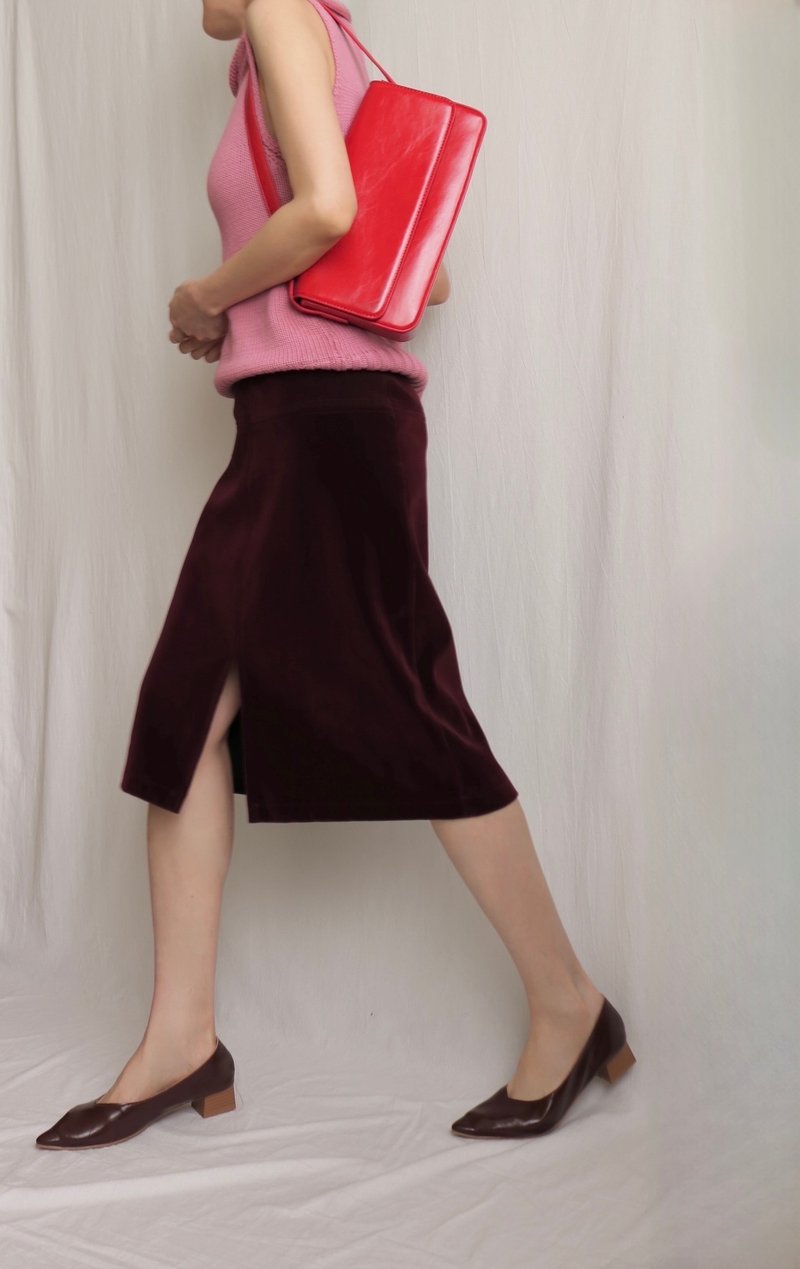 [Good Vintage] Pinault burgundy velvet slit knee-length pencil skirt suitable for 26 waist - กระโปรง - ผ้าฝ้าย/ผ้าลินิน 