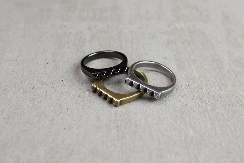 【METALIZE】Punk Rivet Single Row Rivet Ring (Three Colors) - General Rings - Other Metals 