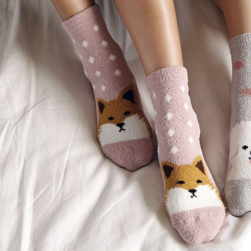 Christmas Ceremony - Hibernation Animal Sleeping Socks-01 Fox, E2D18955 - ถุงเท้า - ผ้าฝ้าย/ผ้าลินิน สึชมพู