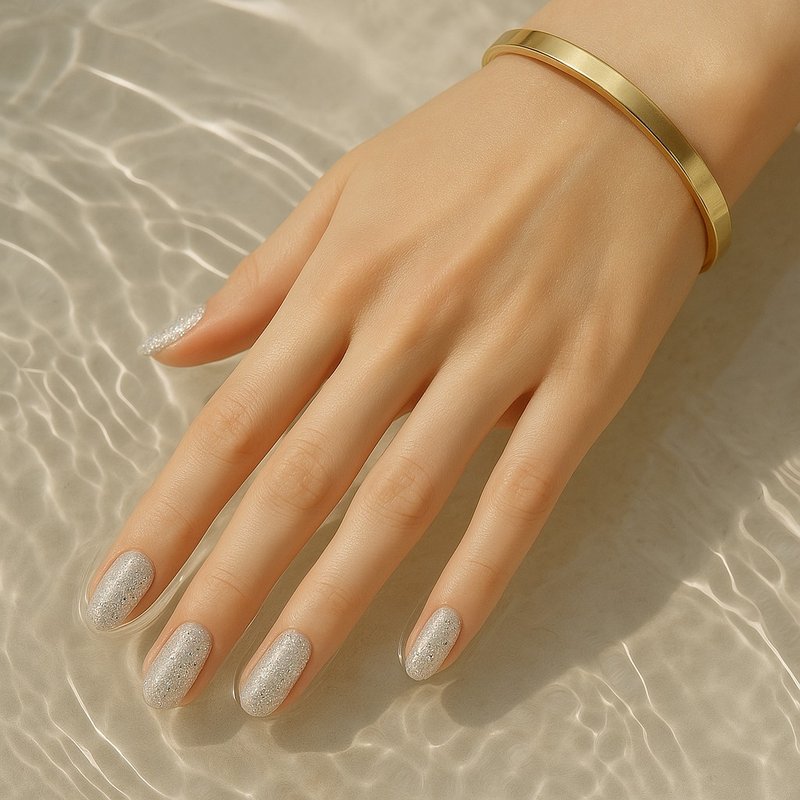 人魚亮片銀色#802C  美甲凝膠 Gel Nail Polish - 指甲油/指甲貼 - 其他材質 