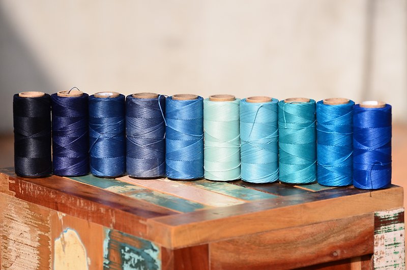 教育用B5ブレスレットワークペーパーを送るためにブラジル製の0.75mm防水蝋糸 - 編み物/刺繍/羊毛フェルト/裁縫 - 防水素材 