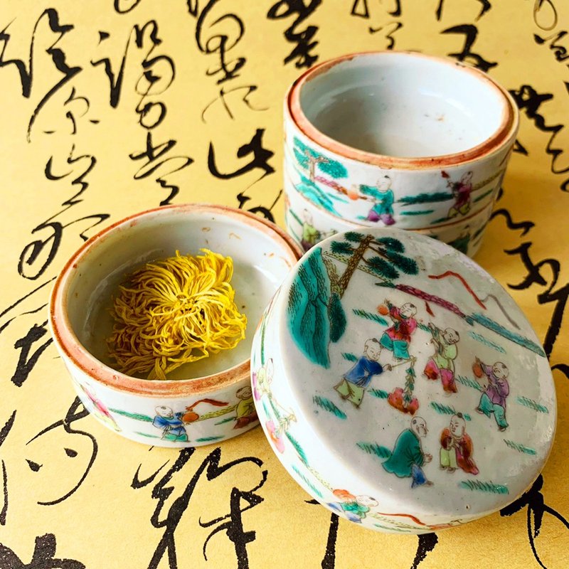 中國 清末民初粉彩瓷四節圓盒 │ 柔婉多姿 清綺優雅 景德鎮 - 擺飾/家飾品 - 瓷 多色