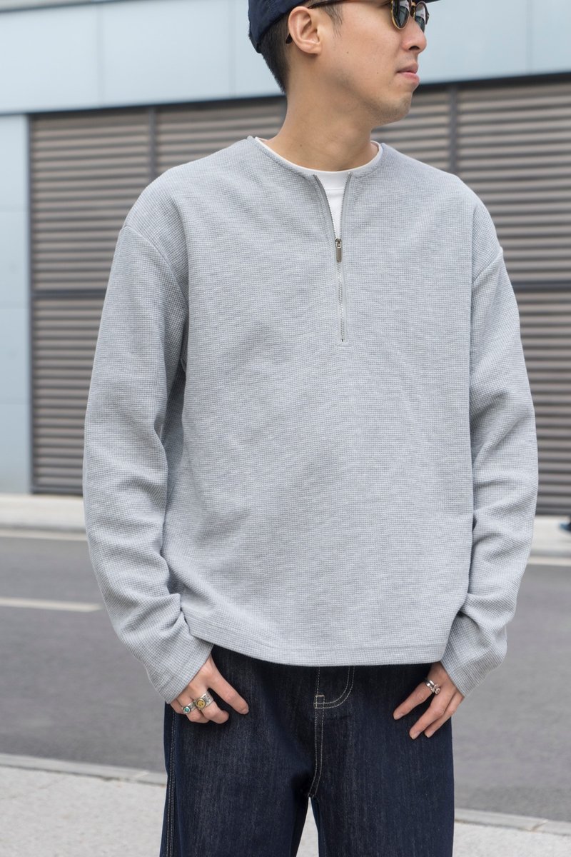 T-SHIRT Japanese trendy casual waffle fabric long-sleeved T-shirt versatile half-zip design solid color top - Men's T-Shirts & Tops - Cotton & Hemp Gray