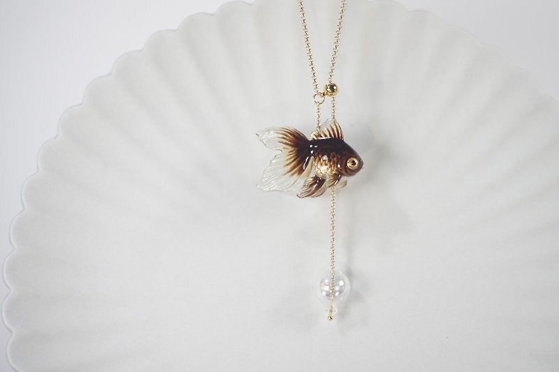 Goldfish Sweater Chain Tri-Color Independent Design Good Luck Koi Creative Accessories Exchange Gift - Necklaces - Resin Black