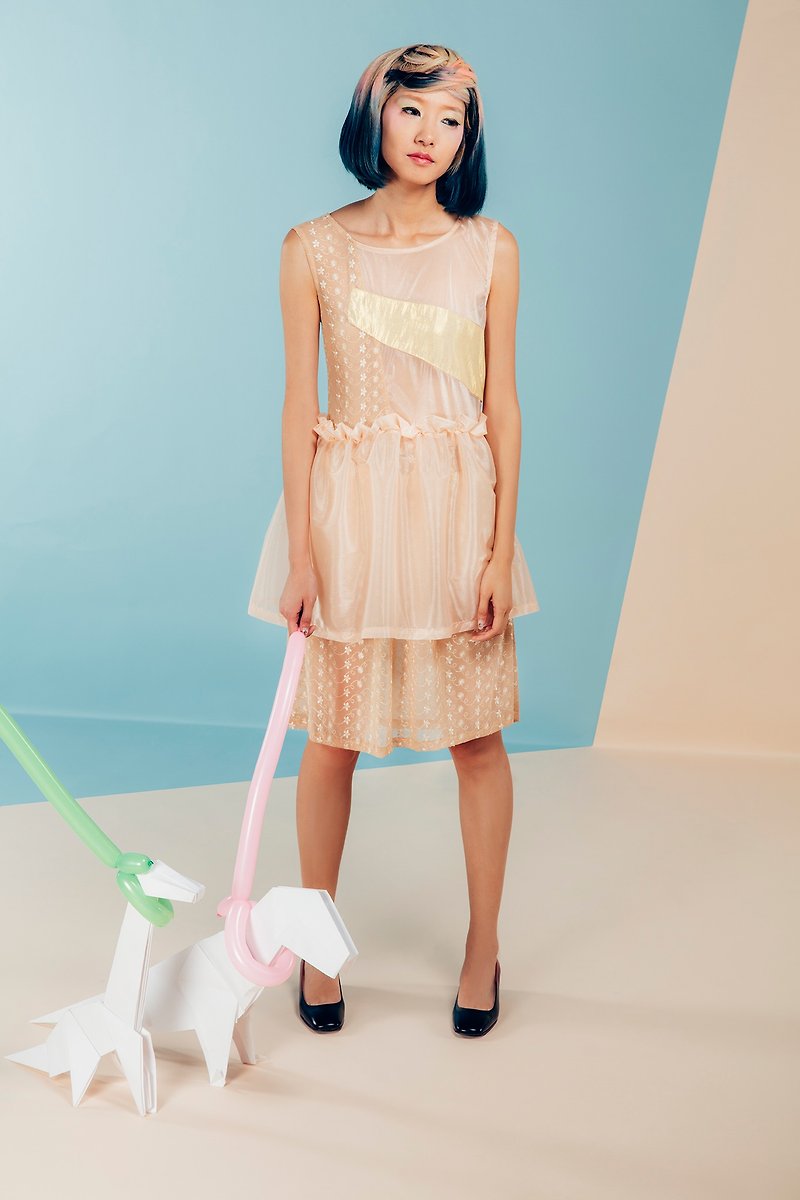 モイノンプラス刺繡レースフローラルペーパードレス - ワンピース - ポリエステル ピンク