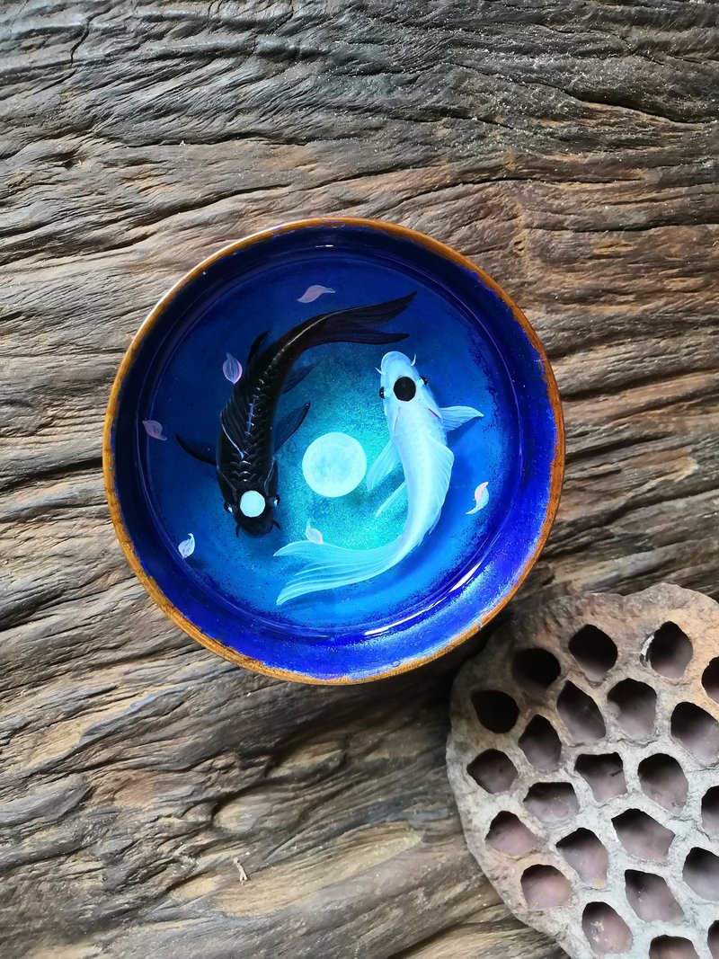 陰陽鯉魚星夜空 3D樹脂畫手繪 永生魚 可私人客製 - 擺飾/家飾品 - 樹脂 多色