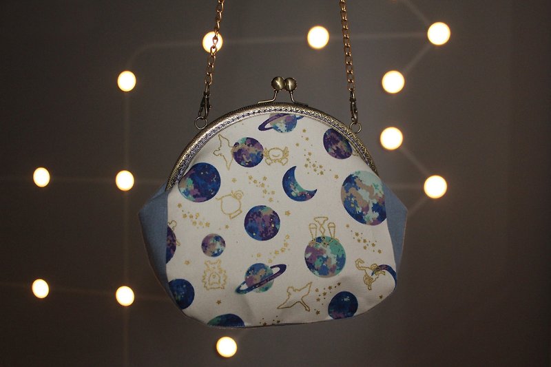 [Planet Adventure] Gold bag / Side backpack / Clutch / Storage bag - กระเป๋าคลัทช์ - ผ้าฝ้าย/ผ้าลินิน สีน้ำเงิน