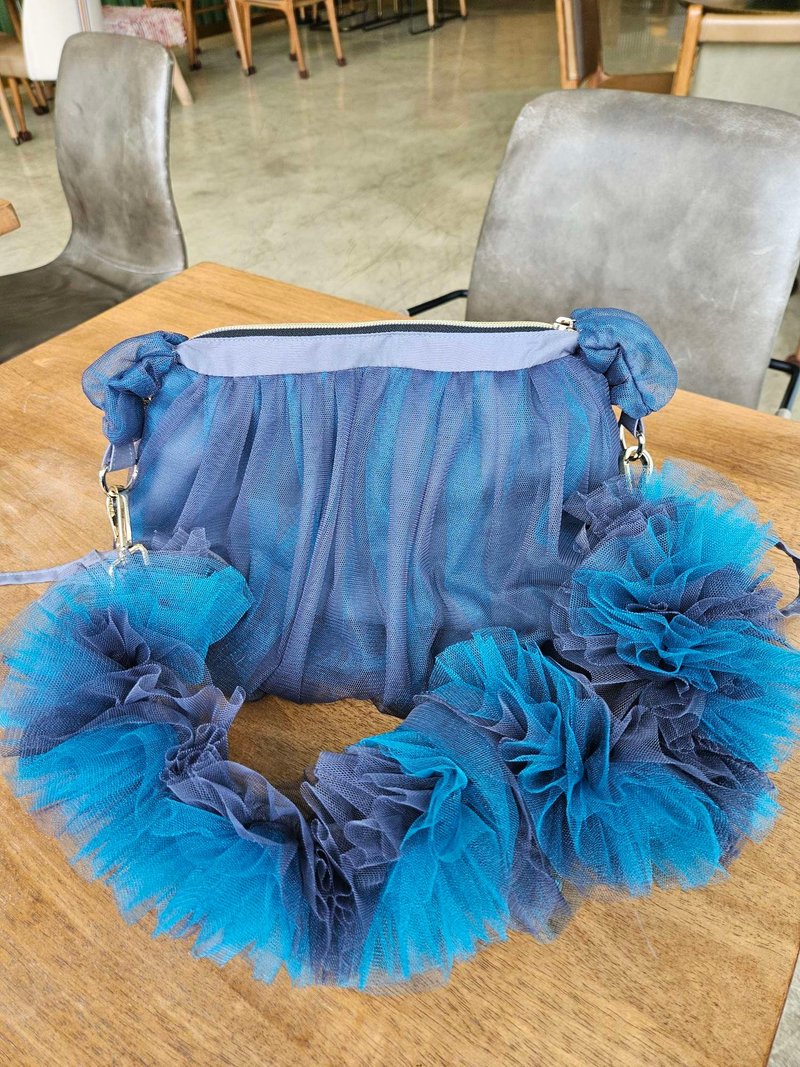 純手工網紗斜背包 – 附可拆卸肩帶的浪漫女人味包 - 側背包/斜背包 - 聚酯纖維 藍色