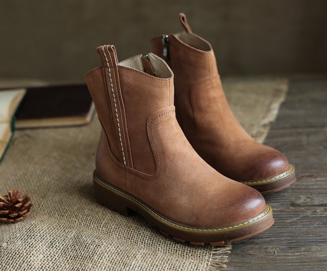 women's short brown booties