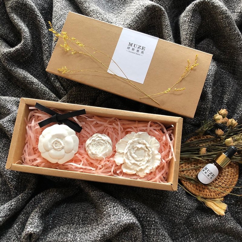 [Gift Recommendation] Camellia/Peony/Peony Handmade Fragrance Expansion Stone Gift Box Set with 10ml Essence - น้ำหอม - ปูน ขาว