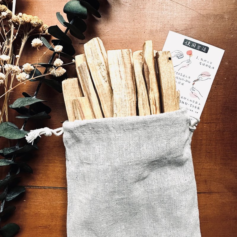 150 Grams Forest of Tranquility Palo Santo Smudging Sticks - น้ำหอม - พืช/ดอกไม้ สีกากี