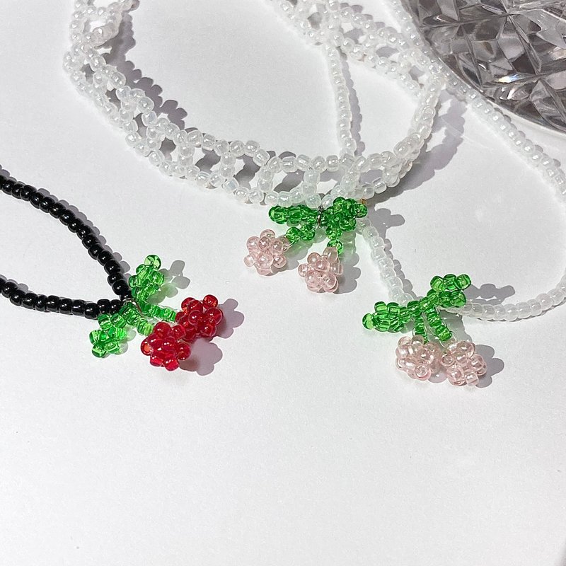 Beaded Cherry White Lace-shaped Bracelet  (13-21cm) - 手鍊/手環 - 其他材質 多色
