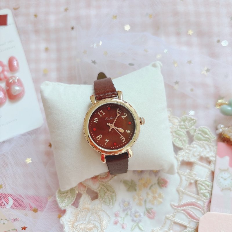 It is better to eat well and avoid forgetting about meals. Spoon & Fork Watch Women's Watch Retro - Women's Watches - Other Materials Brown