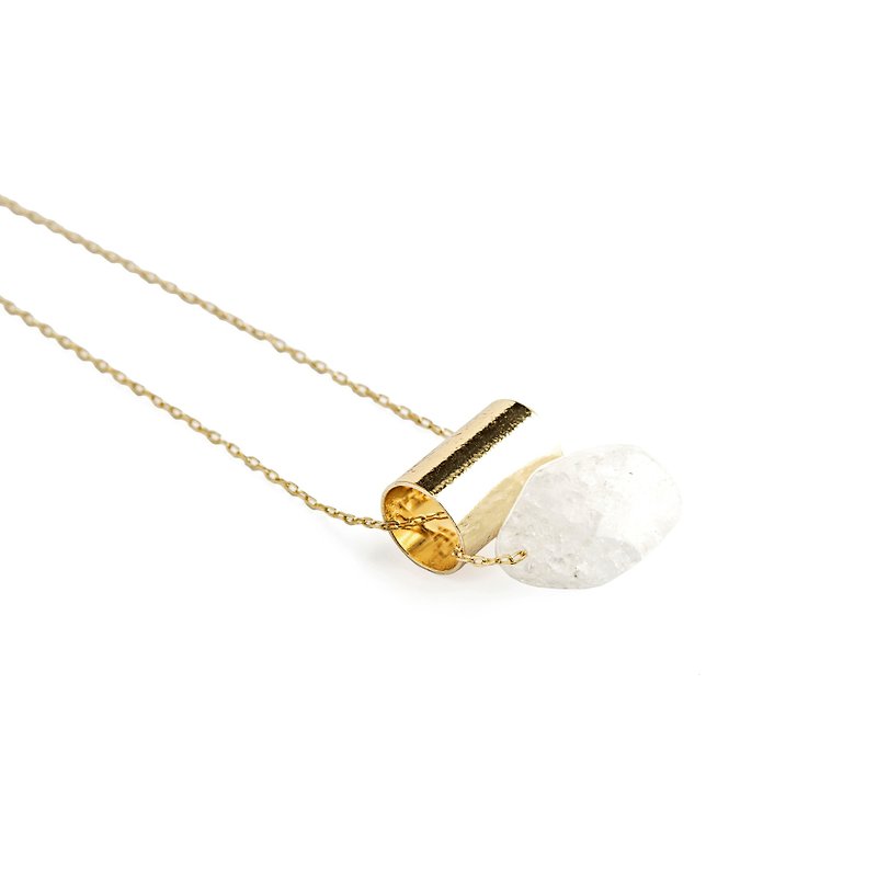 Crack crystal tube short necklace - golden - Necklaces - Gemstone Transparent