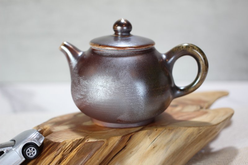 【送禮好物】220ml 柴燒茶壺 天然落灰 純手工製 名家葉敏祥作品 - 茶壺/茶杯/茶具 - 瓷 