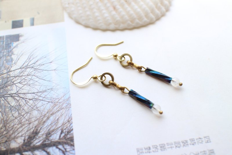 Summer-Moon stone brass earrings - Earrings & Clip-ons - Other Metals Multicolor