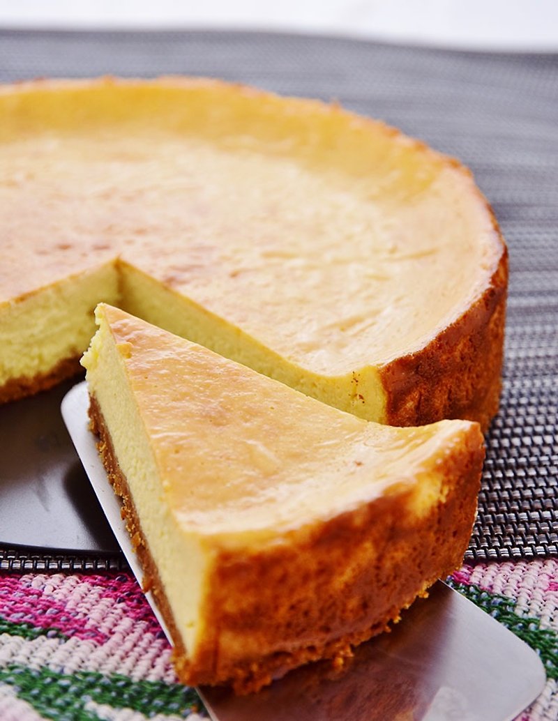 Celebrate Celebrate - 7-inch European style grilled cheese cake ~ grilled aroma - grilled fresh lemon - ของคาวและพาย - อาหารสด สีทอง