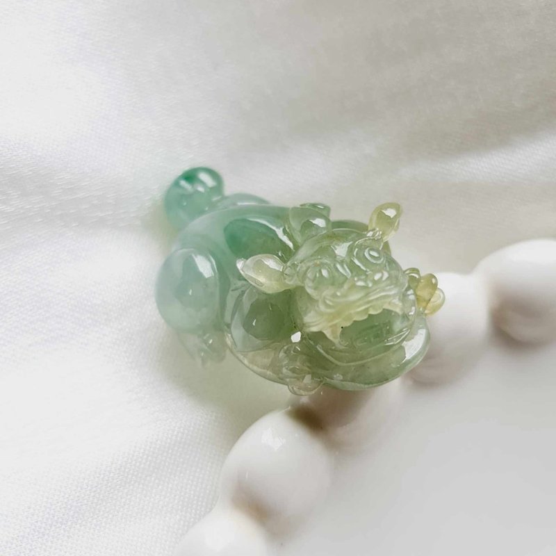 招財冰貔貅 | 天然緬甸玉A貨翡翠 - 吊飾/掛飾 - 玉石 