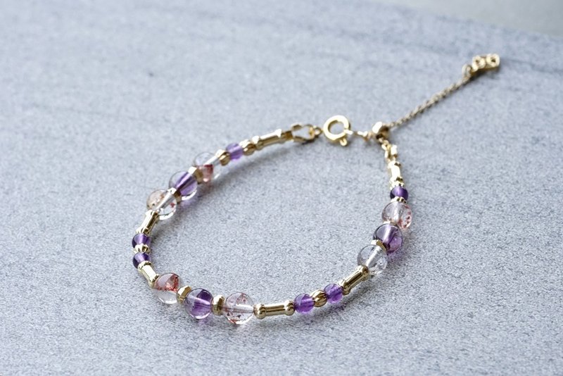 Light Smoke - 14K Gold Plated Super Seven/Amethyst Bracelet - สร้อยข้อมือ - คริสตัล สีม่วง