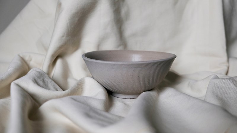 Matte white bowl