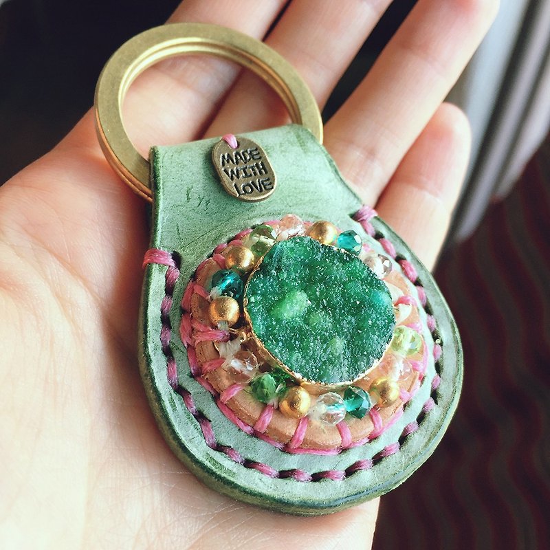 Energy Handmade Leather Crystal Key Ring - ที่ห้อยกุญแจ - หนังแท้ สีเขียว