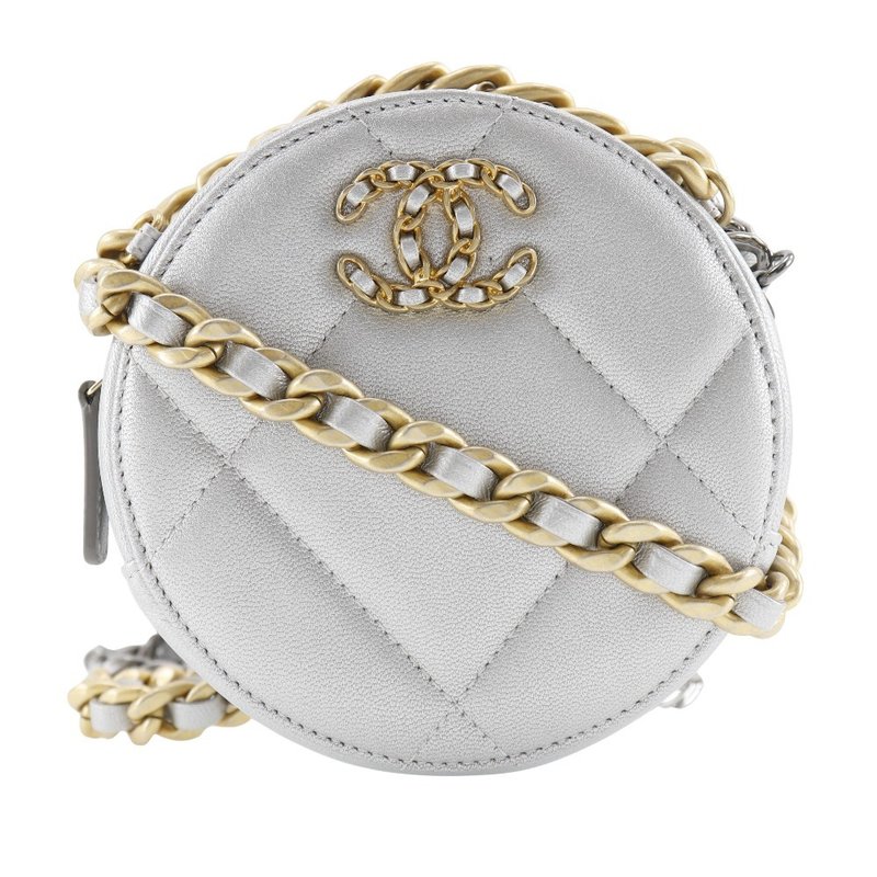 【日本直送】シャネル CHANEL シャネル19 ショルダーバッグ チェーンクラッチ AP0945 カーフ シルバー レディース【中古】 - 側背包/斜背包 - 真皮 銀色