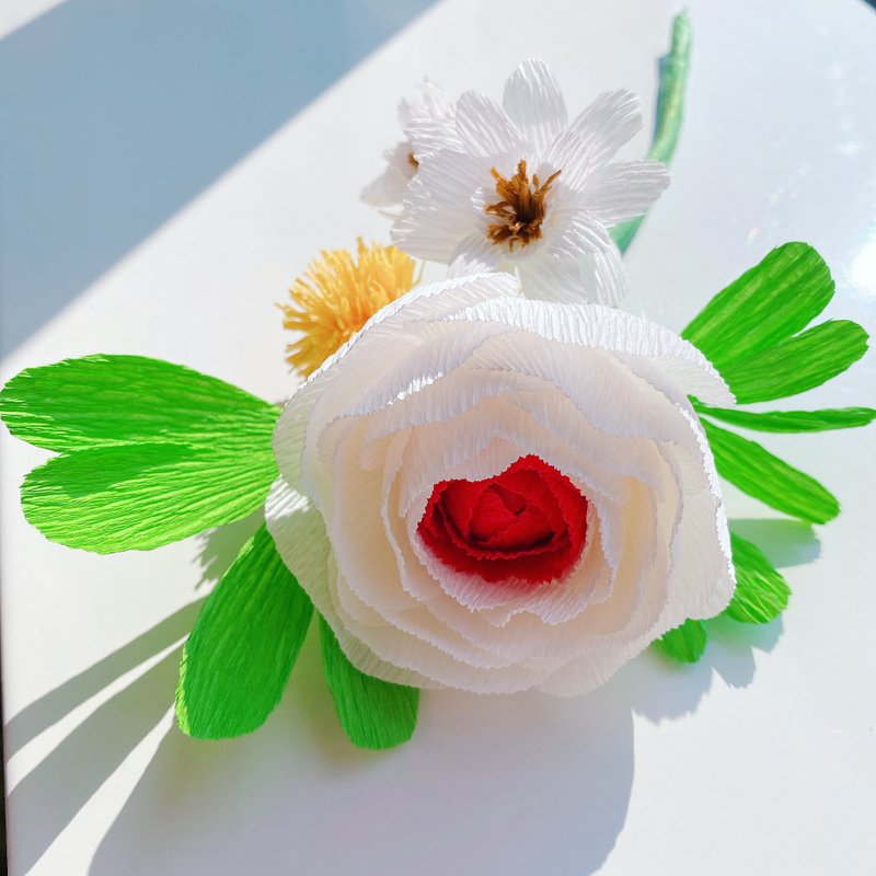 【花禮】無限魅力 手作紙花 小花束 情人 好友 生日 禮品  可客製 - 乾燥花/永生花 - 紙 多色
