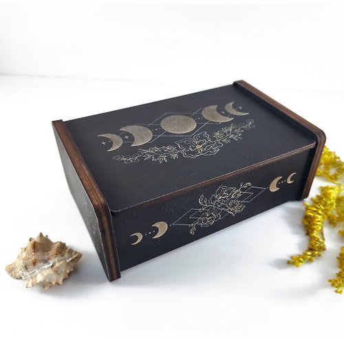 MIXARTworkshop Moon phases storage box, Witchy altar chest, Tarot card deck holder, Wicca gift