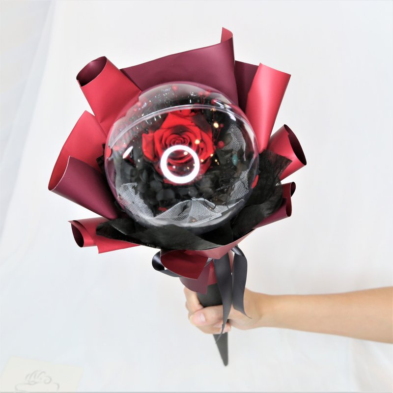 Dark Red Bubble | Bobo Ball Preserved Flower Cone Bouquet - ช่อดอกไม้แห้ง - พืช/ดอกไม้ สีแดง